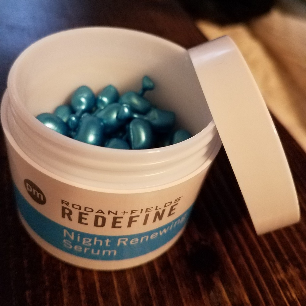 Rodan and Fields Redefine Night Renewing Serum